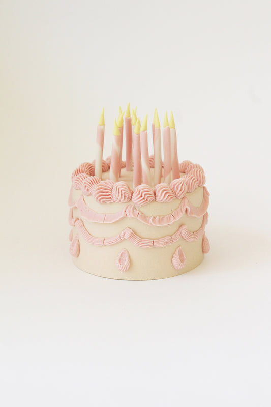 Pastel rosa y amarillo