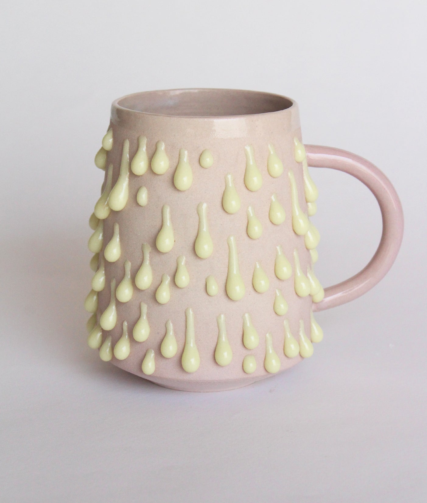 Taza lila/ amarillo